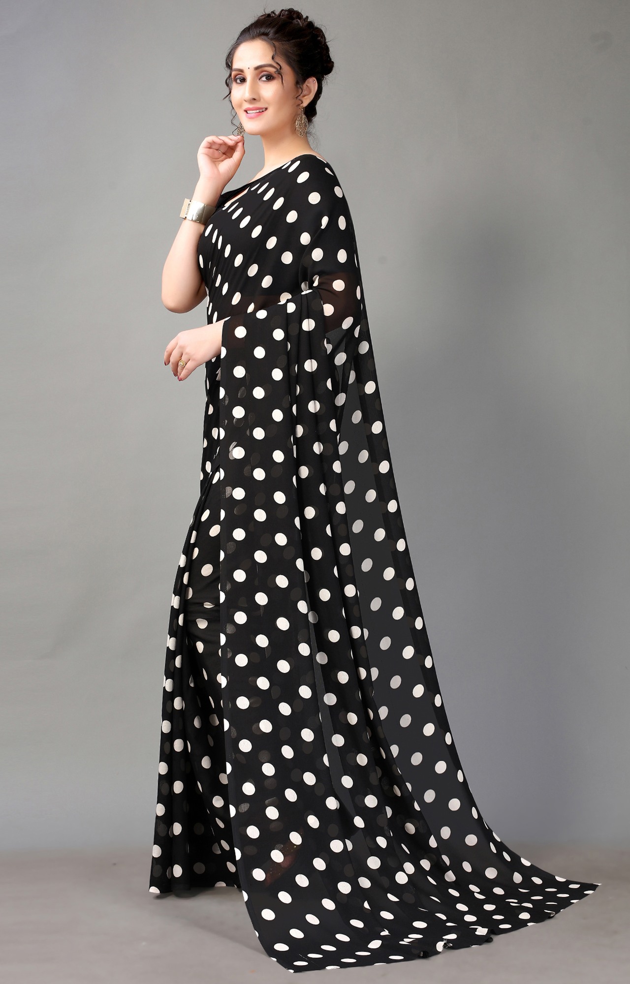 Women's Black & White Poly Georgette Polka Dot/Geometric Print Saree-HAL23RYN00043BLCK-WHT