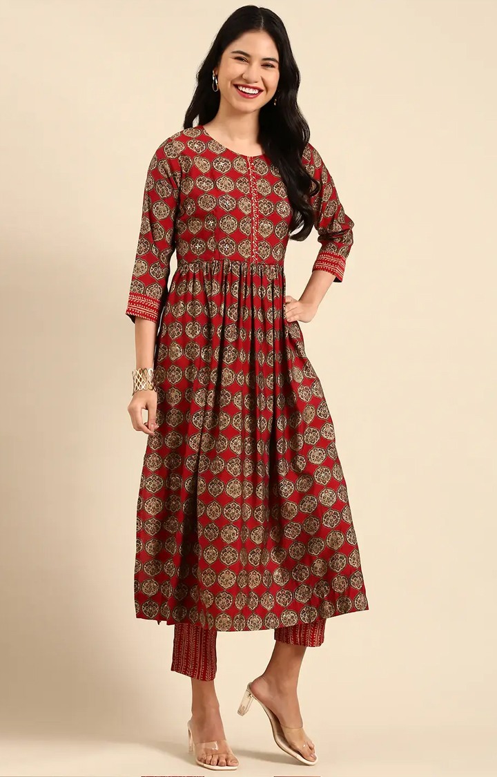 3/4th Sleeve Casual Wear Rayon Embroidered Neck Kurti, Size: S-XXL at Rs  400/piece in Jaipur