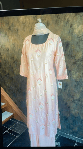 Peach Chanderi French Knot Set
