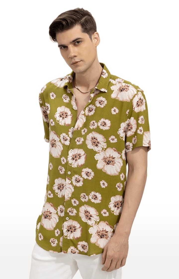 Men's Green Rayon Floral Printed Casual Shirt