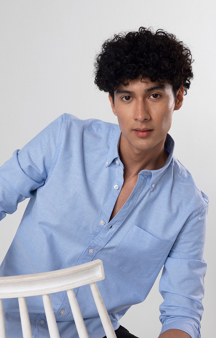 Men's Blue Cotton Solid Casual Shirt
