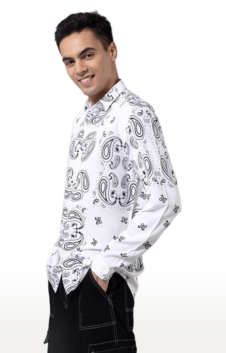 SNITCH | Men's White Rayon Printed Casual Shirt