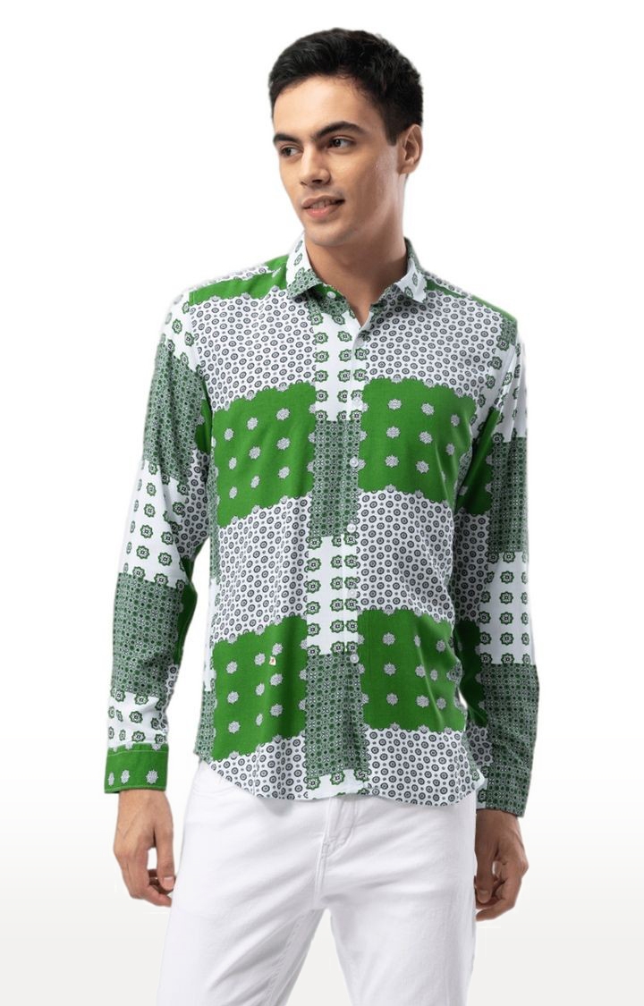 SNITCH | Men's Green Rayon Printed Casual Shirt