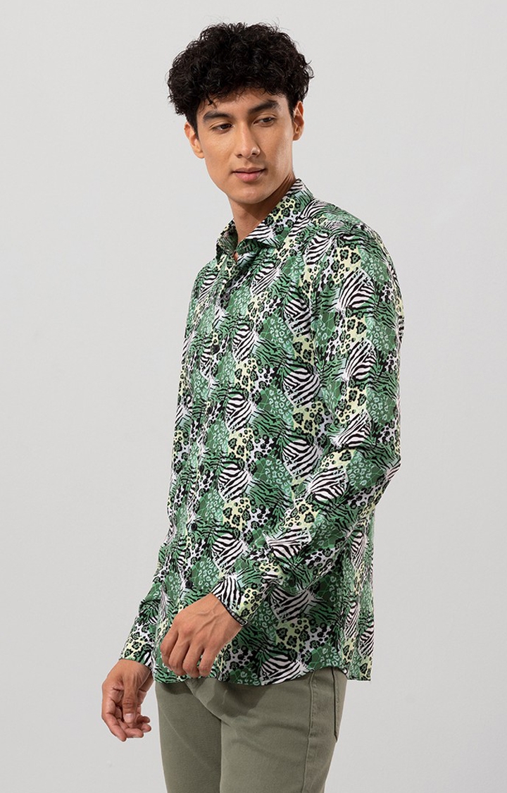 SNITCH | Men's Green Rayon Printed Casual Shirt 1