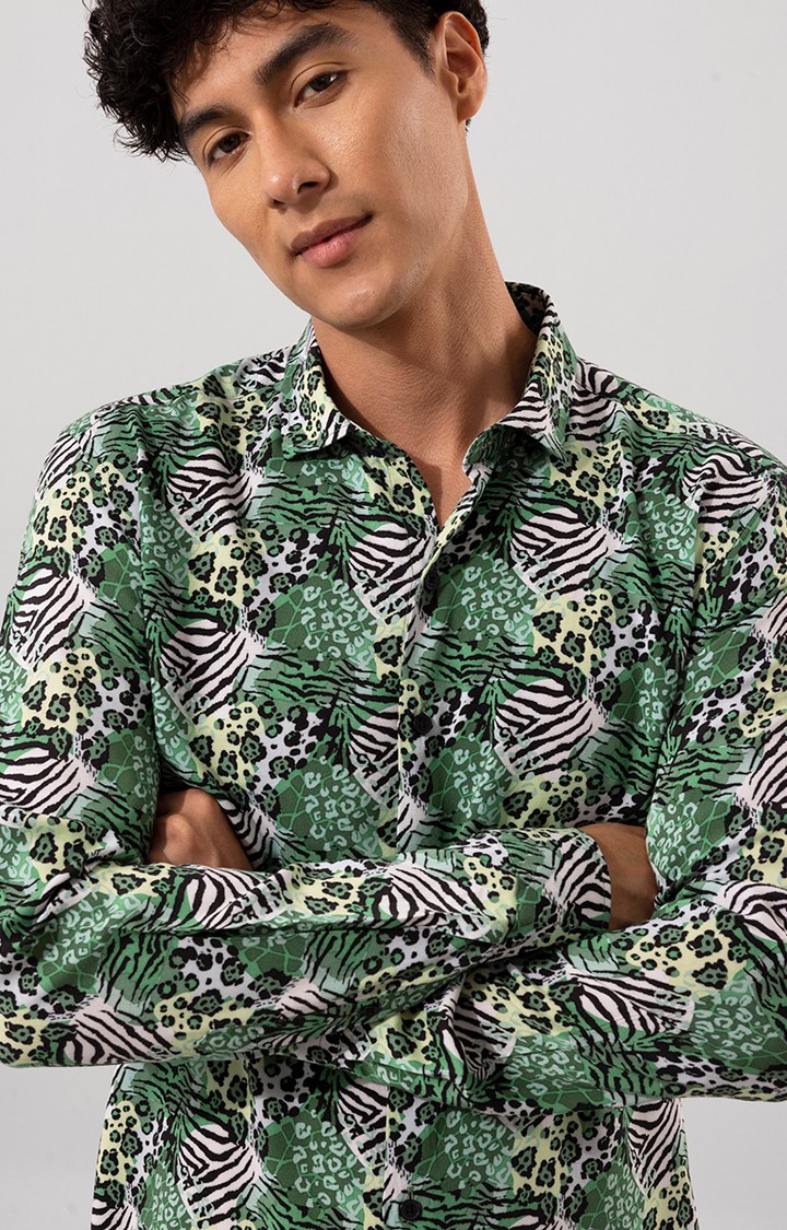 SNITCH | Men's Green Rayon Printed Casual Shirt 4