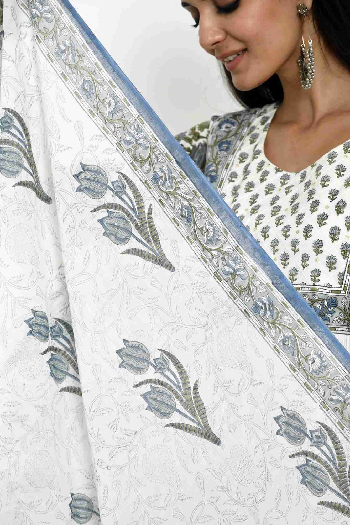 Naksh Solid White Gathered Kurta, Pants & Dupatta (Set of 3)