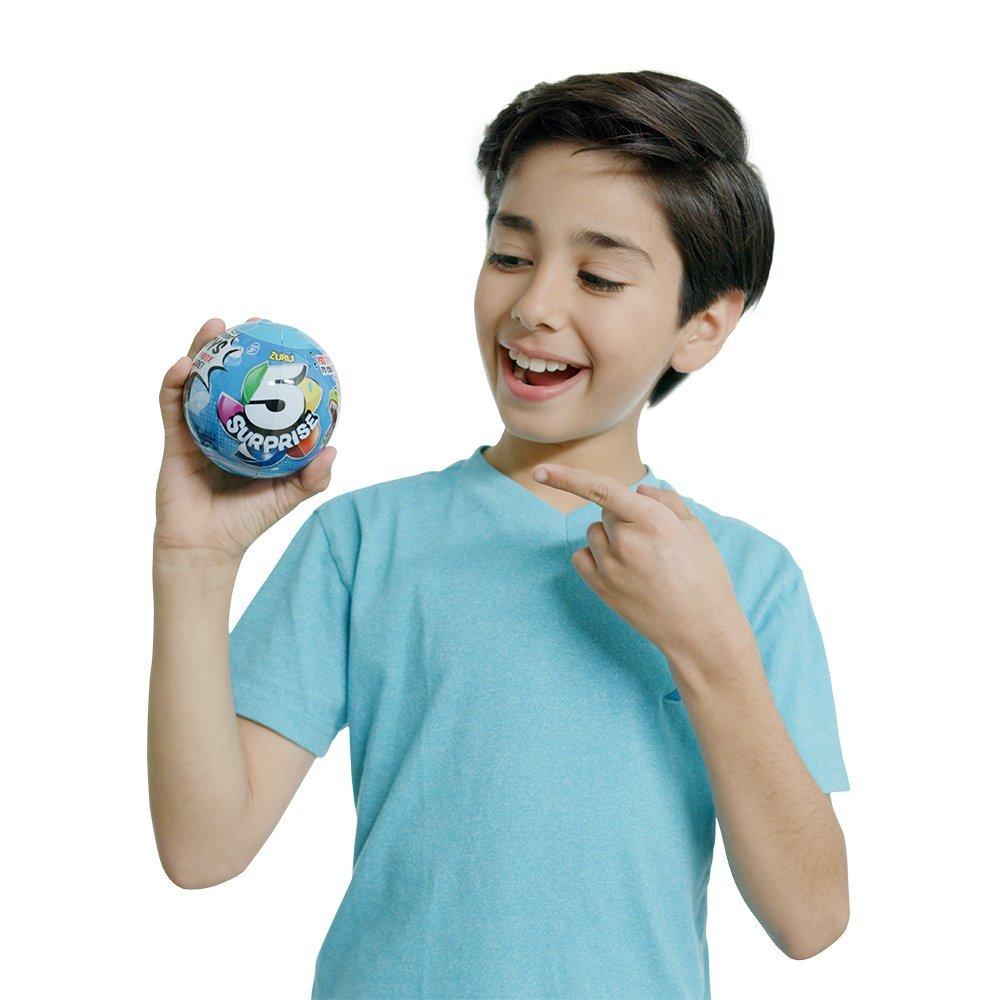 https://cdn.fynd.com/v2/falling-surf-7c8bb8/fyprod/wrkr/products/pictures/item/free/original/5-surprise/7701Q/2/L00ZCytfim-901700_3.jpg