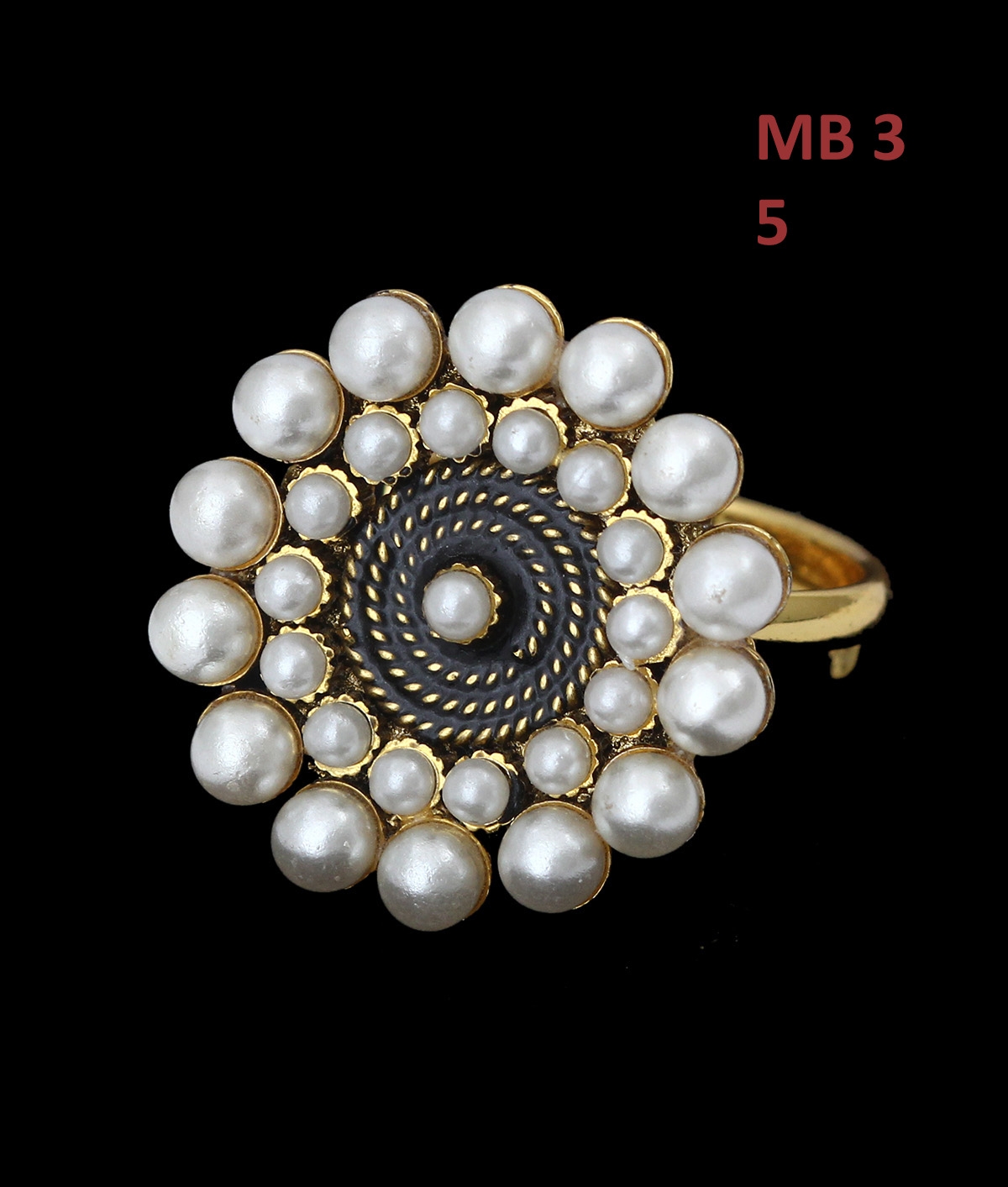 Women's Wedding Exclusive Designer Diamond Cocktail Ring, Size: Us 6 at Rs  58000/piece in Mumbai