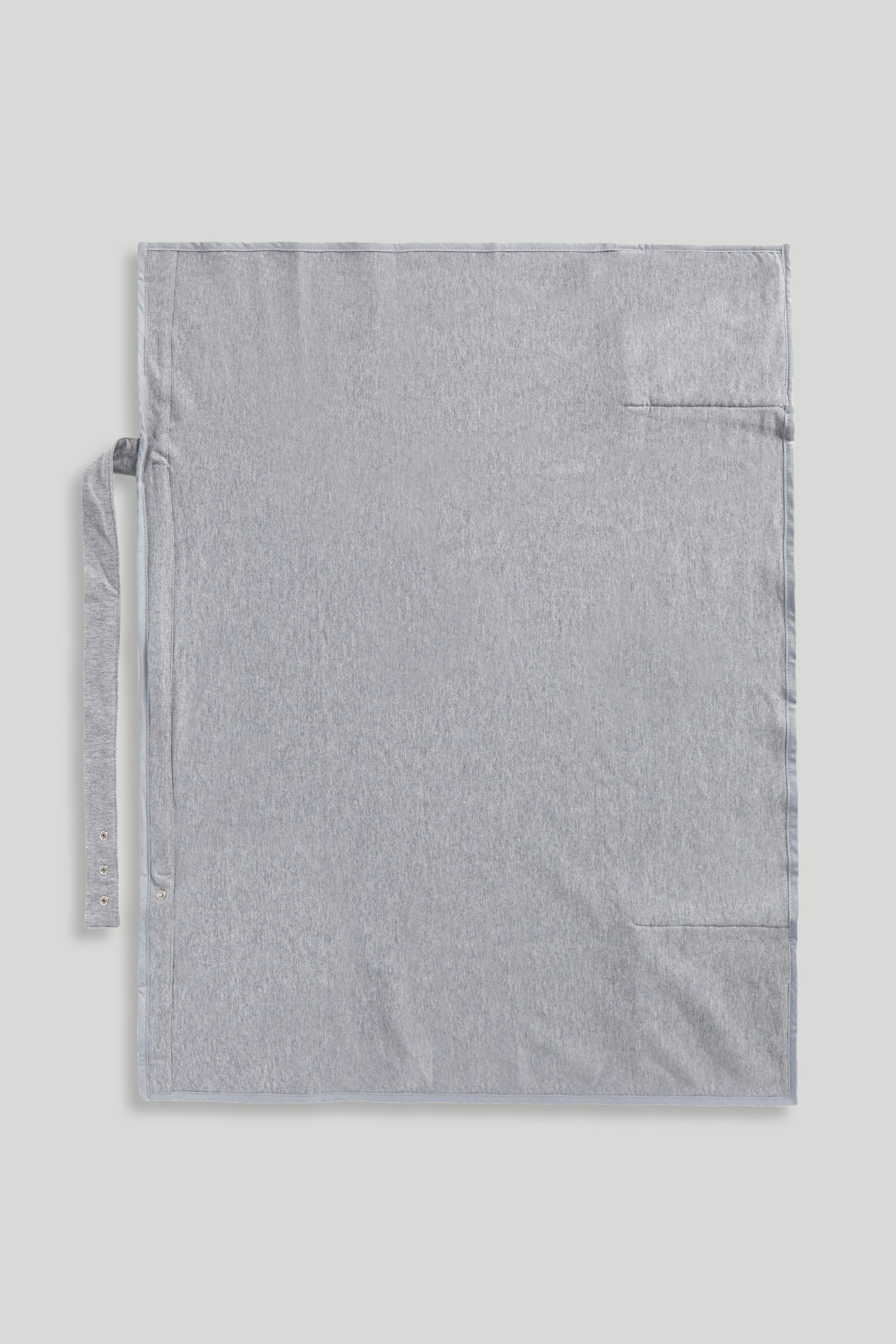 https://cdn.fynd.com/v2/falling-surf-7c8bb8/fyprod/wrkr/products/pictures/item/free/original/57292A/kFFH75gqnvA-lpf999_3.jpeg