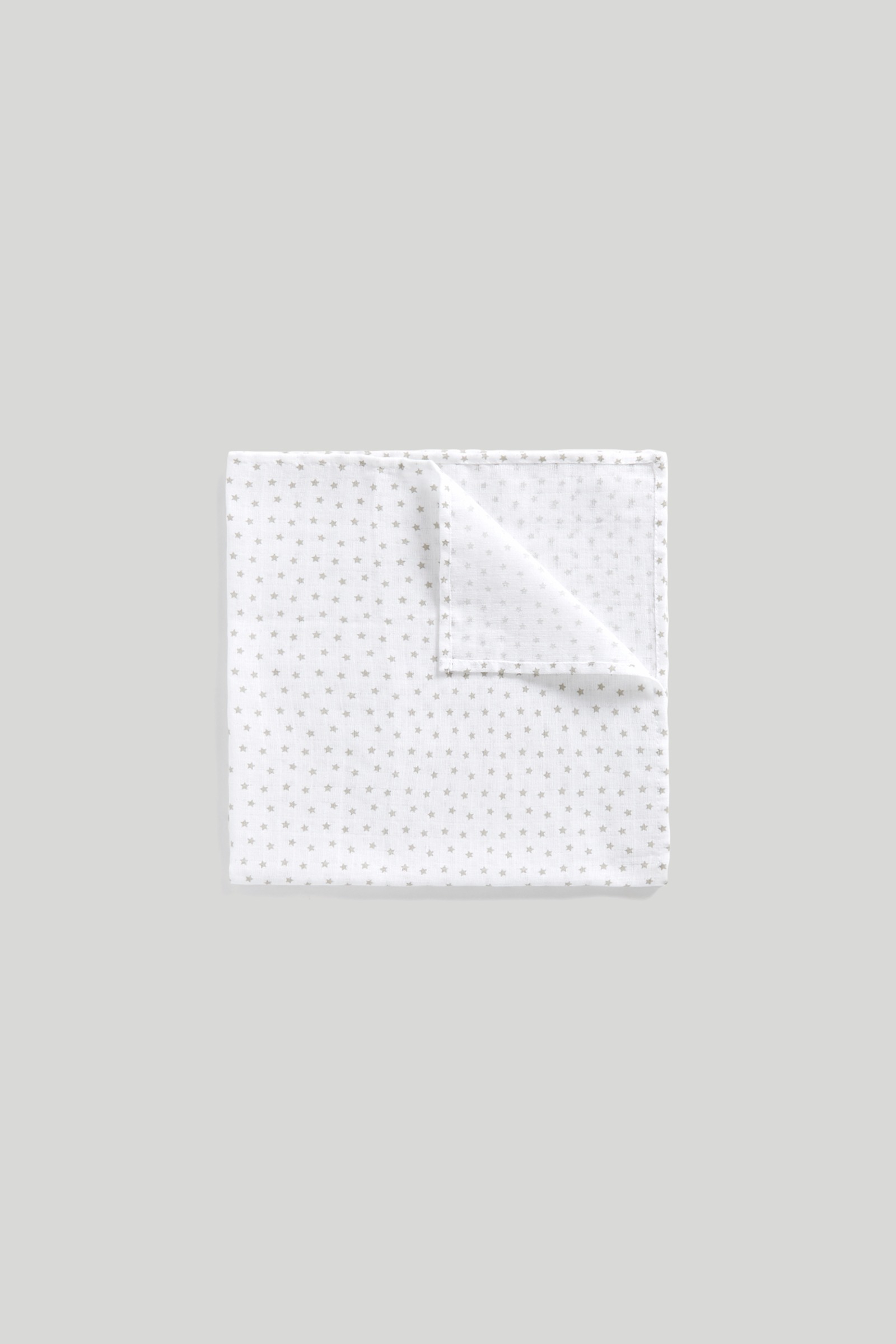 https://cdn.fynd.com/v2/falling-surf-7c8bb8/fyprod/wrkr/products/pictures/item/free/original/57320A/qfoXlQqckYs-lgc754_4.jpeg
