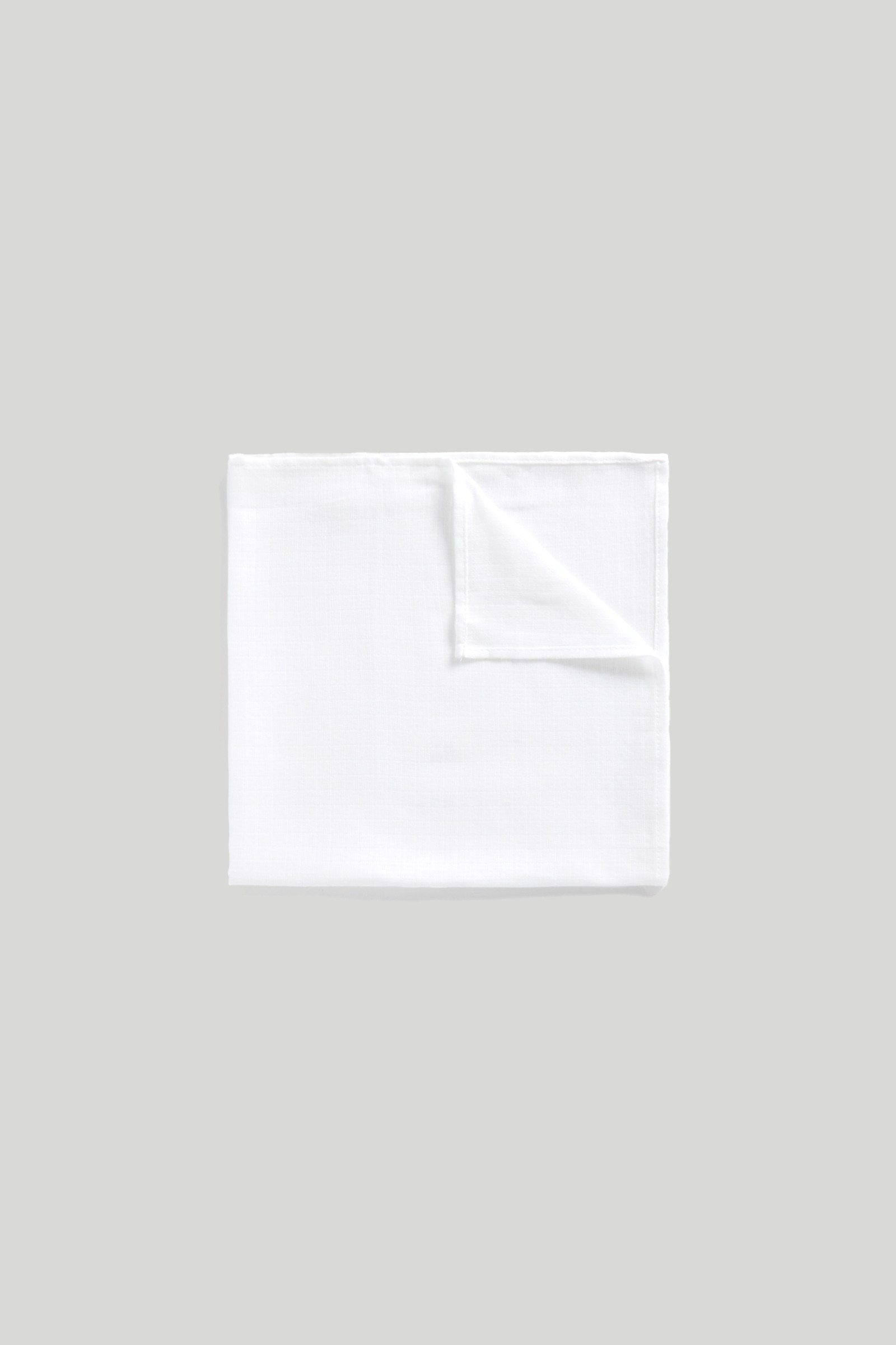 https://cdn.fynd.com/v2/falling-surf-7c8bb8/fyprod/wrkr/products/pictures/item/free/original/57320A/sEdK_dFSVL4-lgc754_7.jpeg