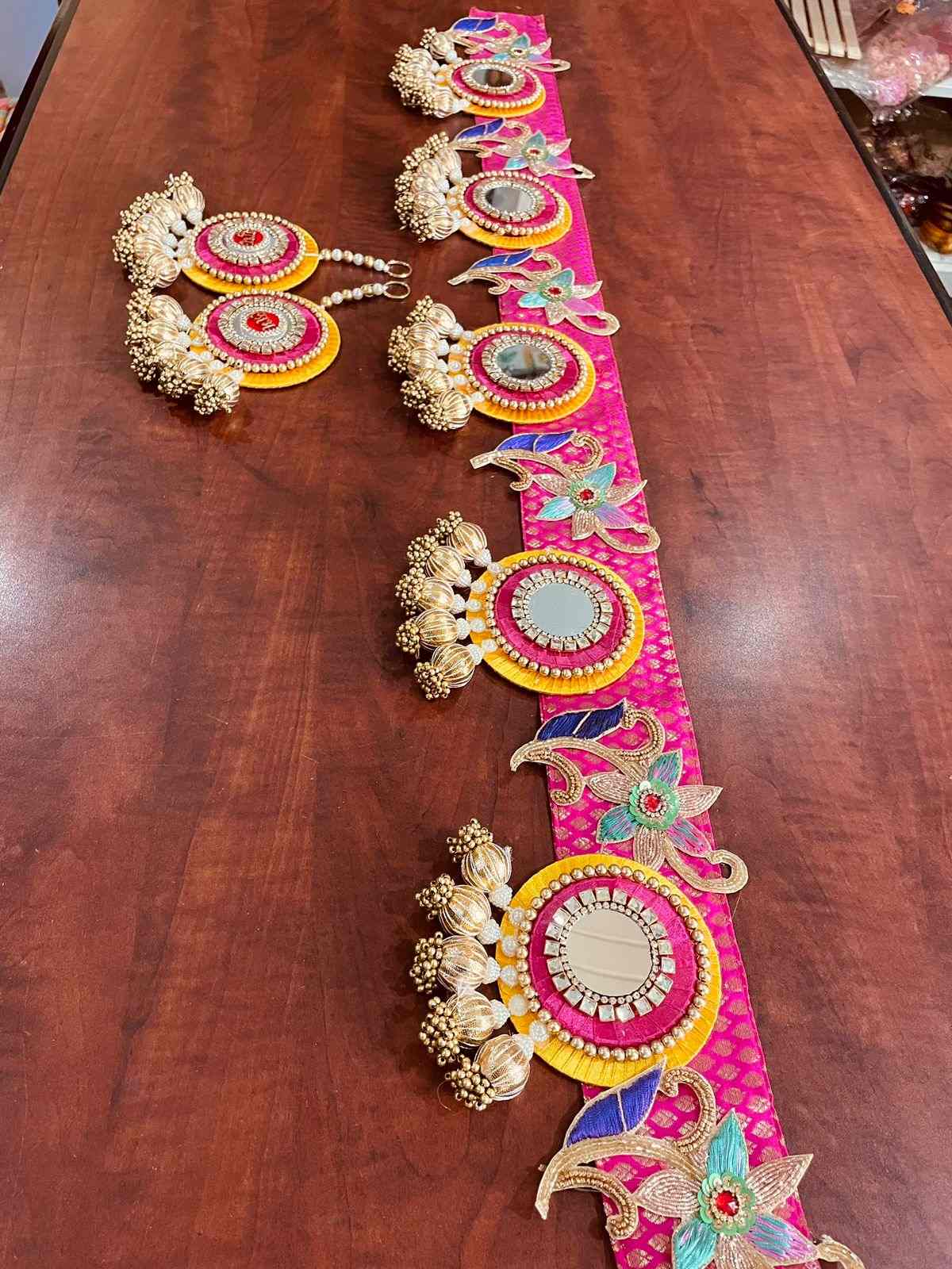 Gorgeous Bandarwal with hanging