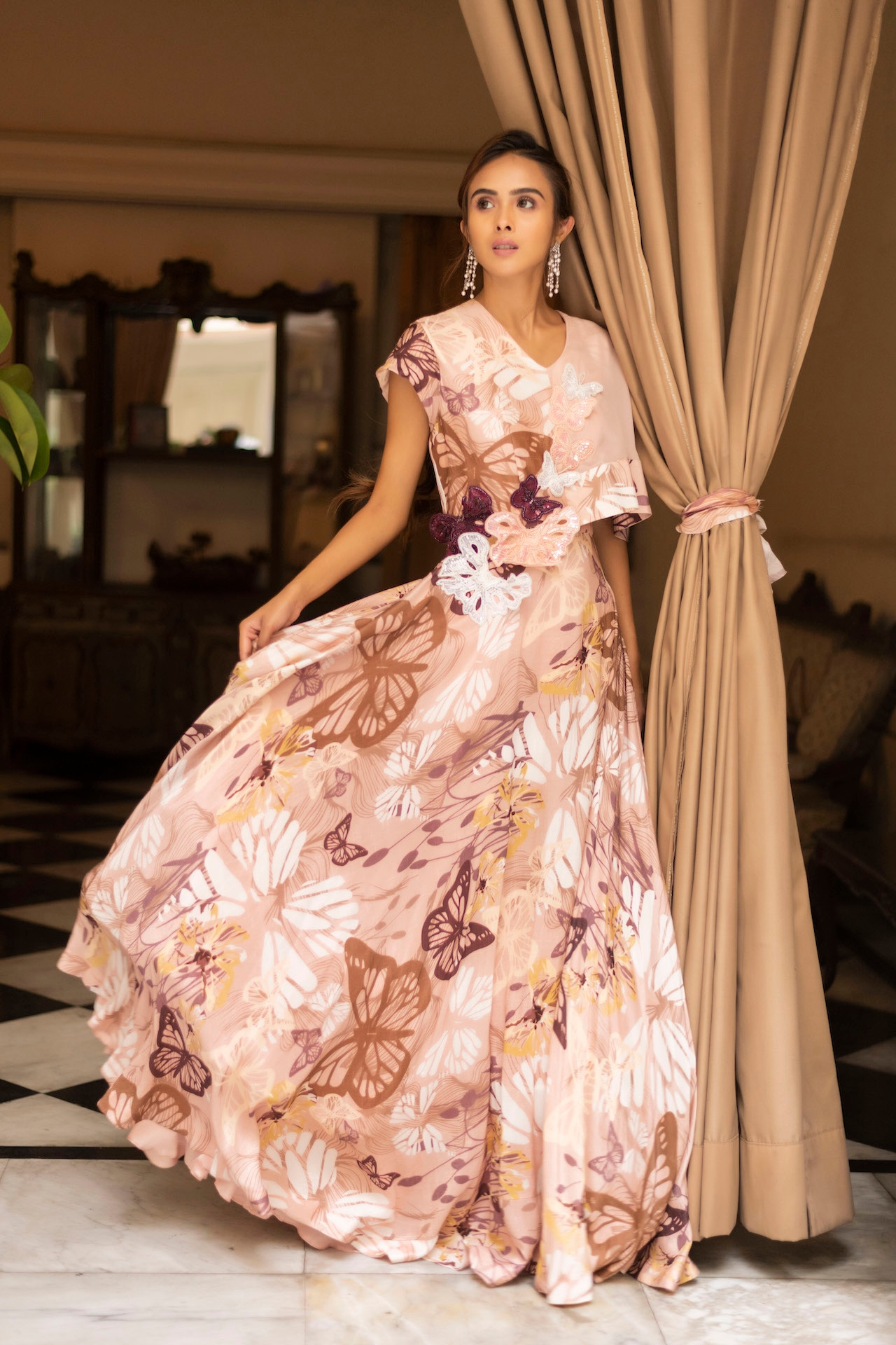 Buy Online Sea Green Semi-Stitched Western Gown With  Dupatta|lovelyweddingmall.com