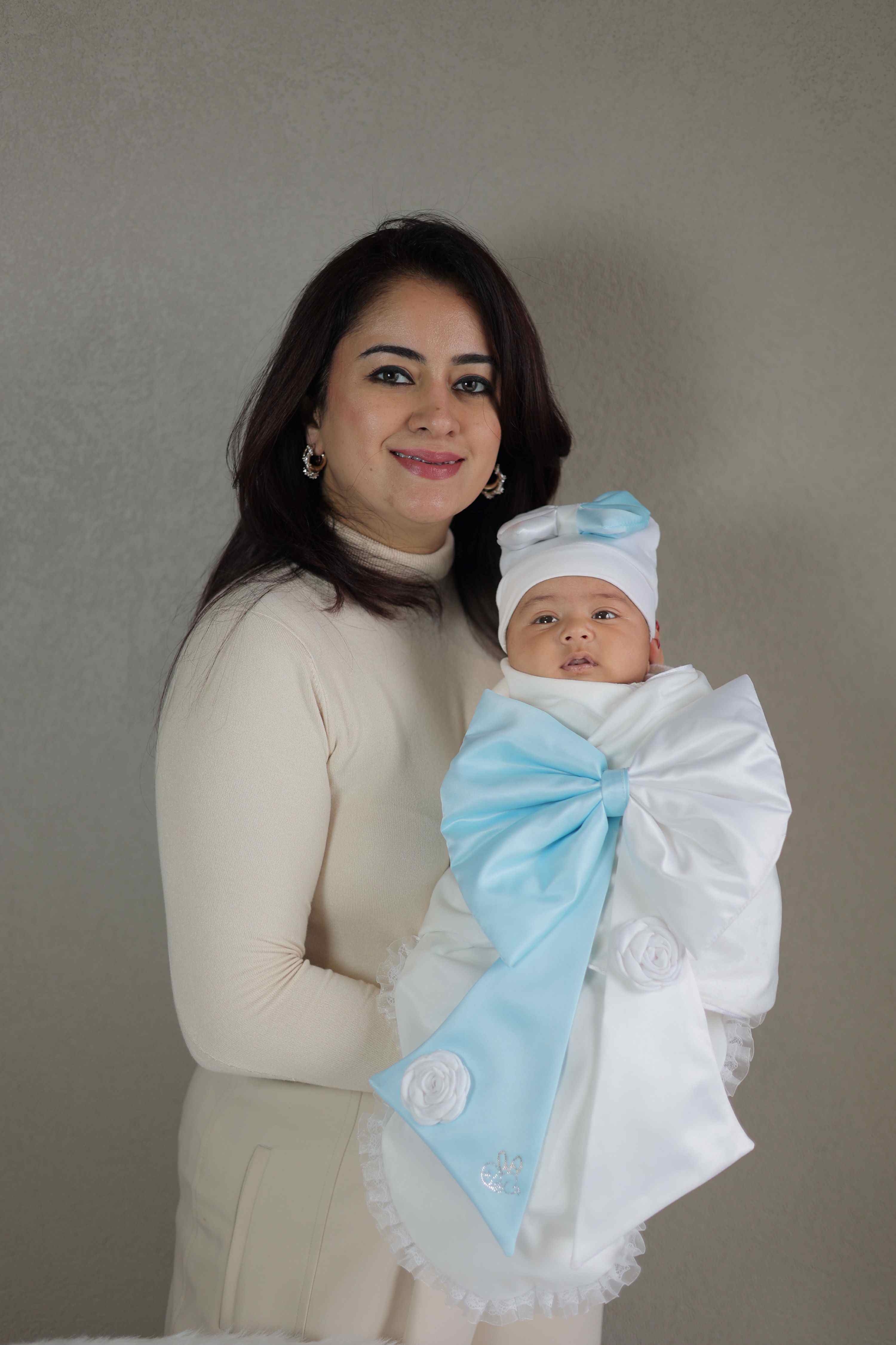 Azure Bow Luxe Swaddle Set