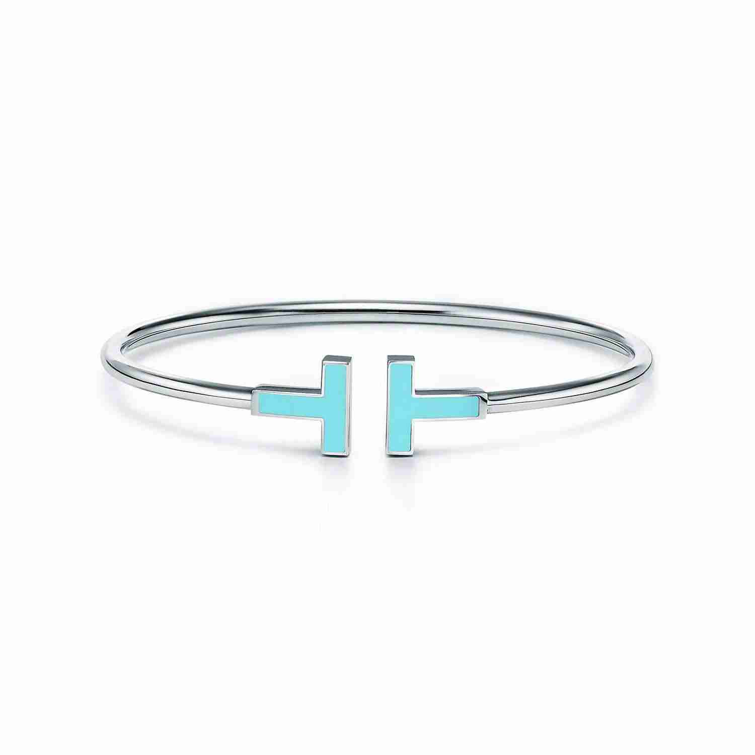 Tiffany T:Turquoise Wire Bracelet