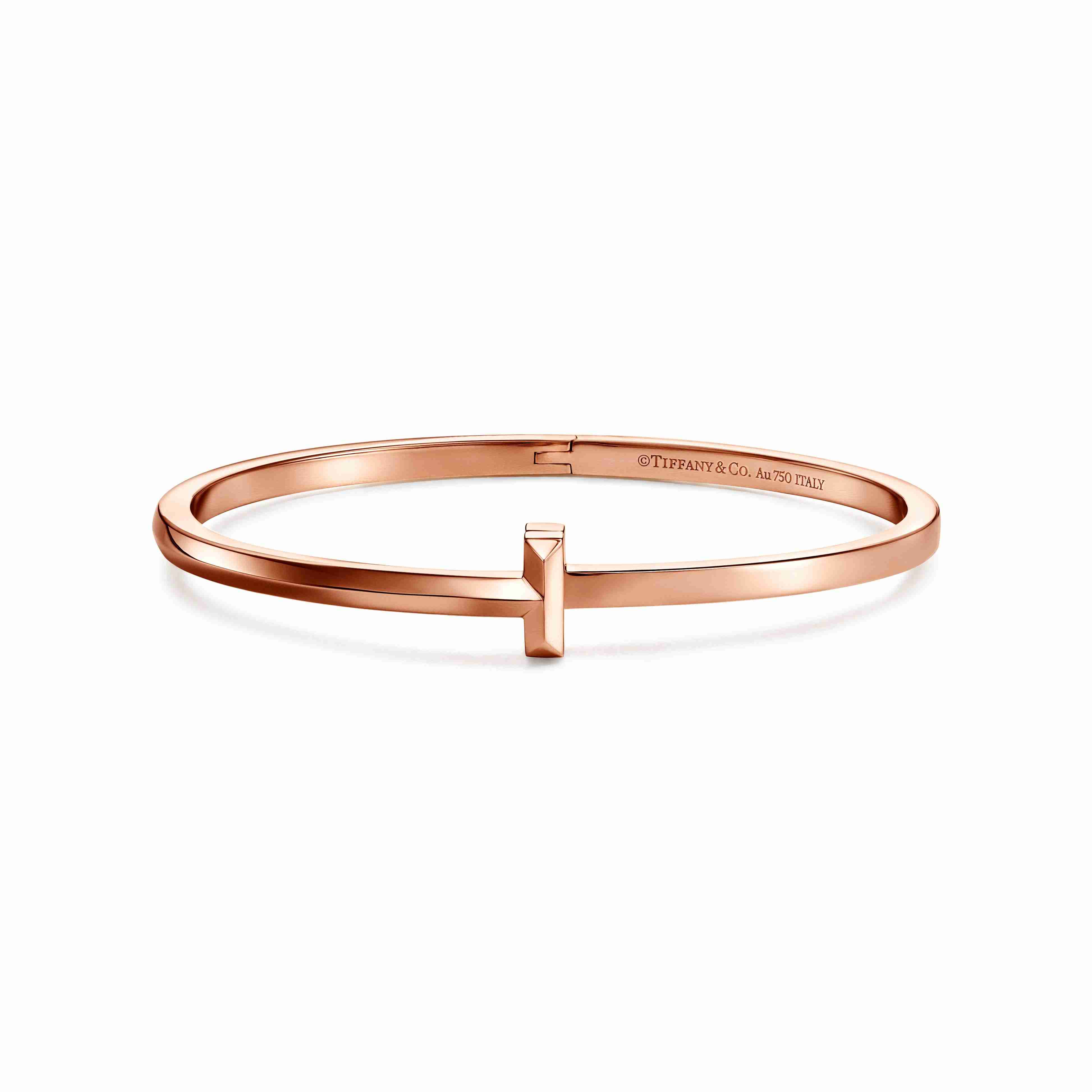 Tiffany T:T1 Narrow Hinged Bangle
in 18k Rose Gold