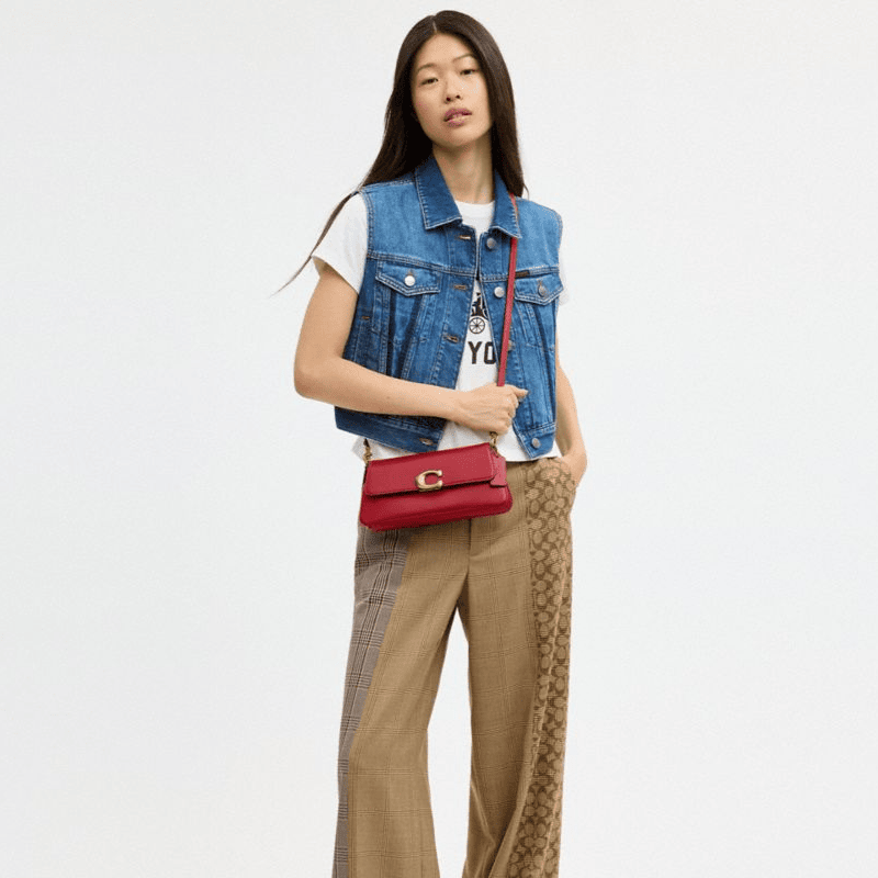 Jet Shoulder Bag