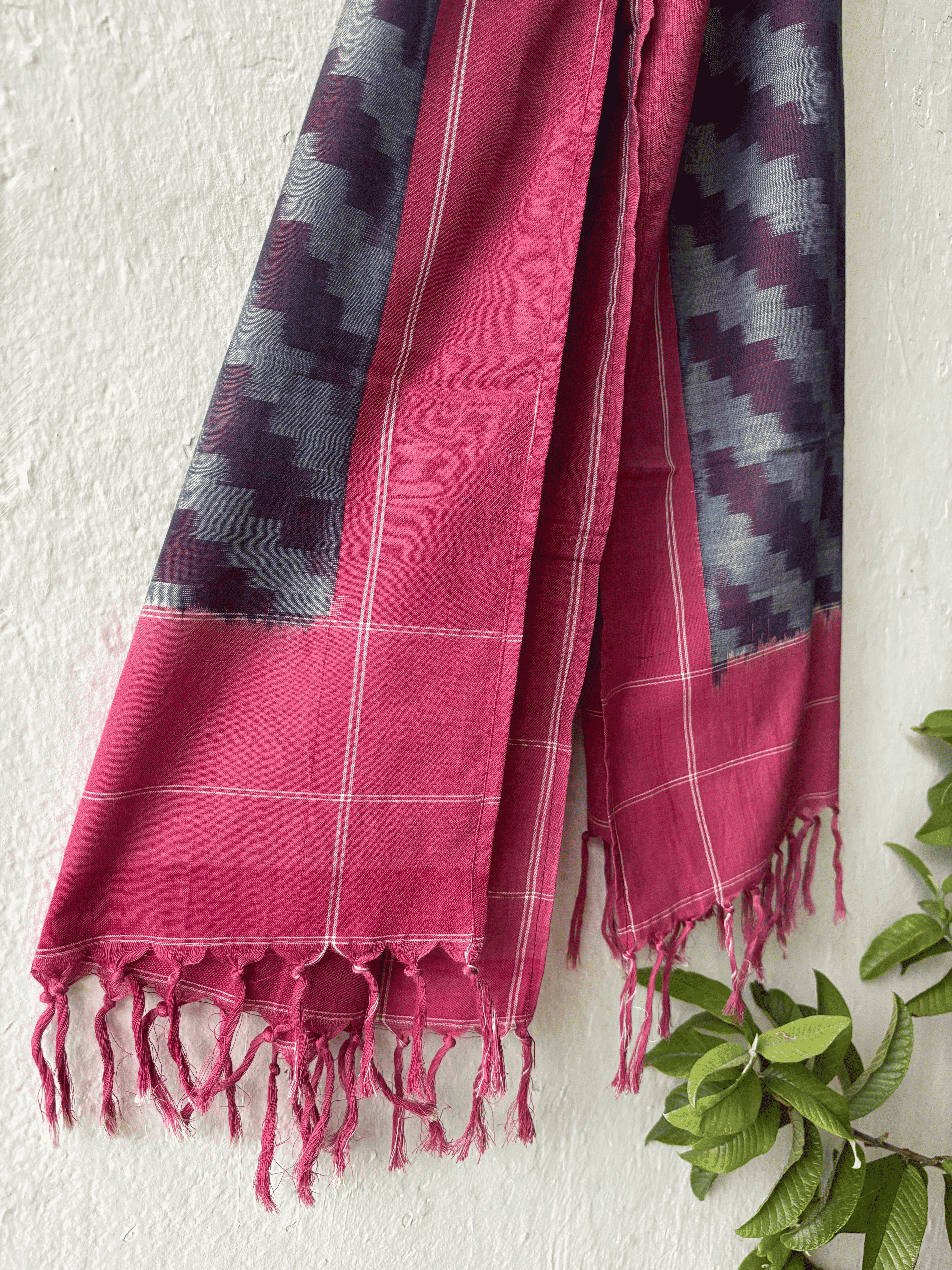 Naatural Dyes Diagonals Ikat Stole