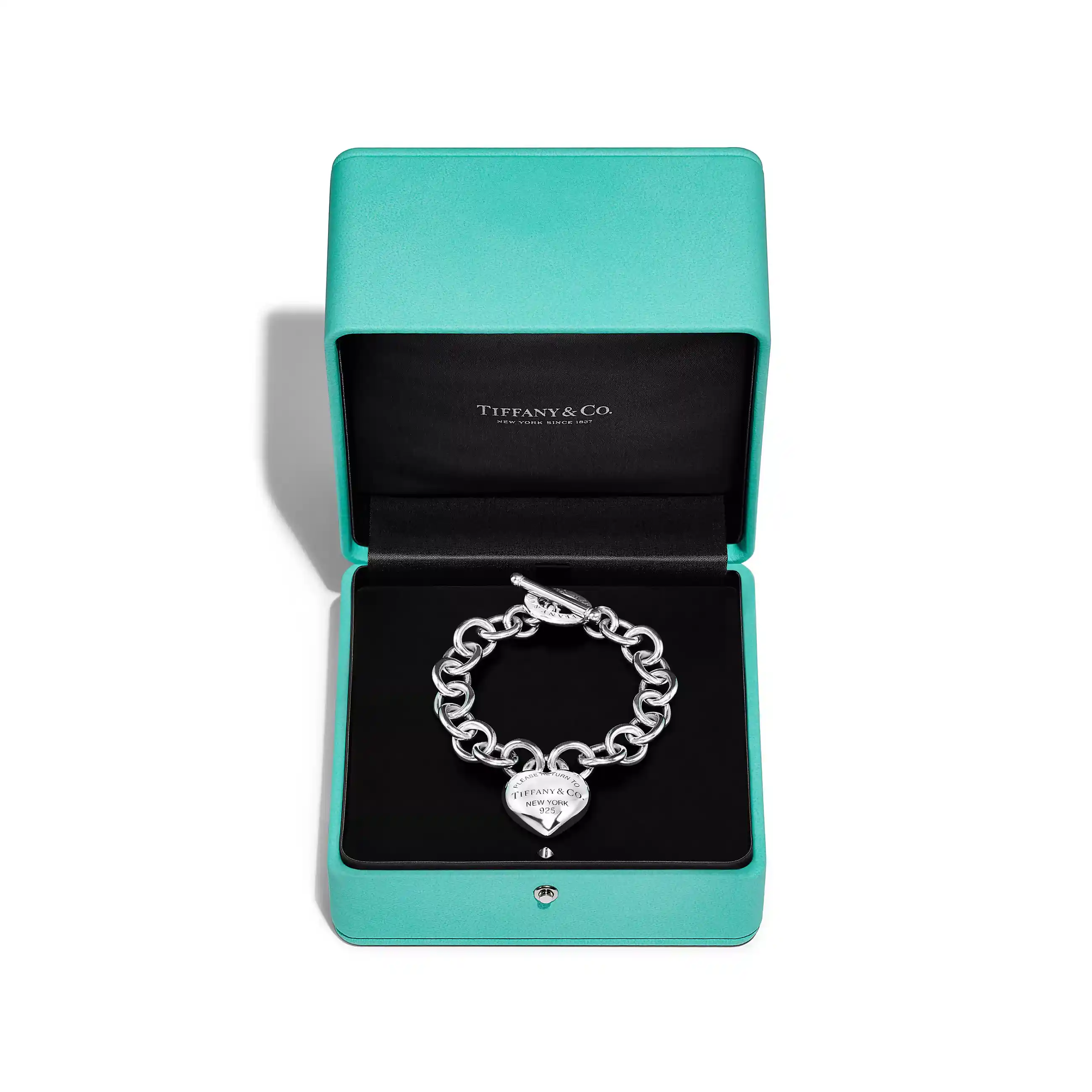 Return to Tiffany®: Full Heart Toggle Bracelet in Sterling Silver