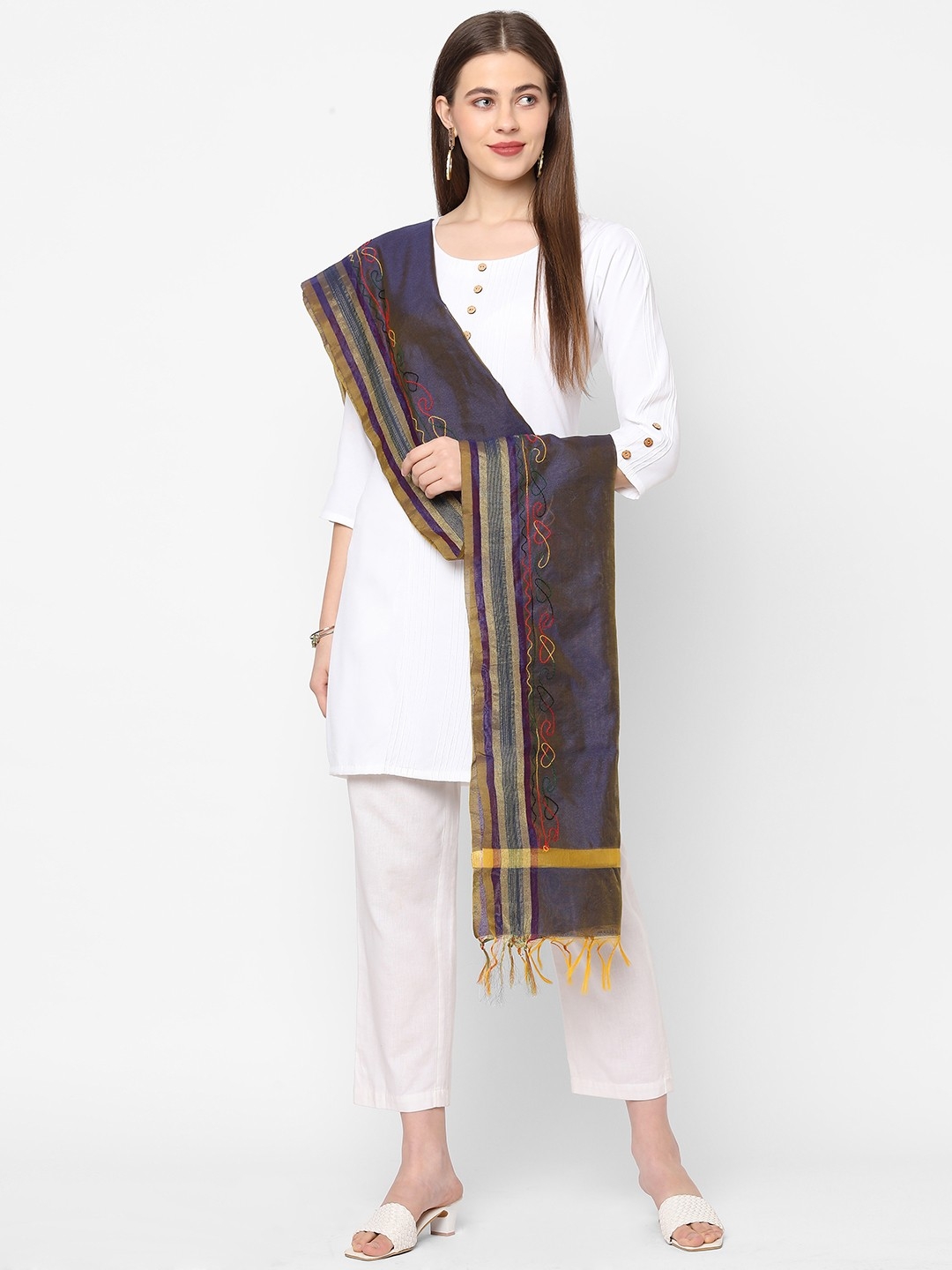 Get Wrapped | Get Wrapped Embroidered Dupatta with Borders  for Women 1