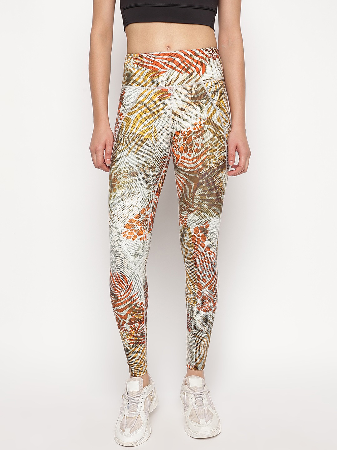 Multicolor Printed Skinny Fit Carmel Tights