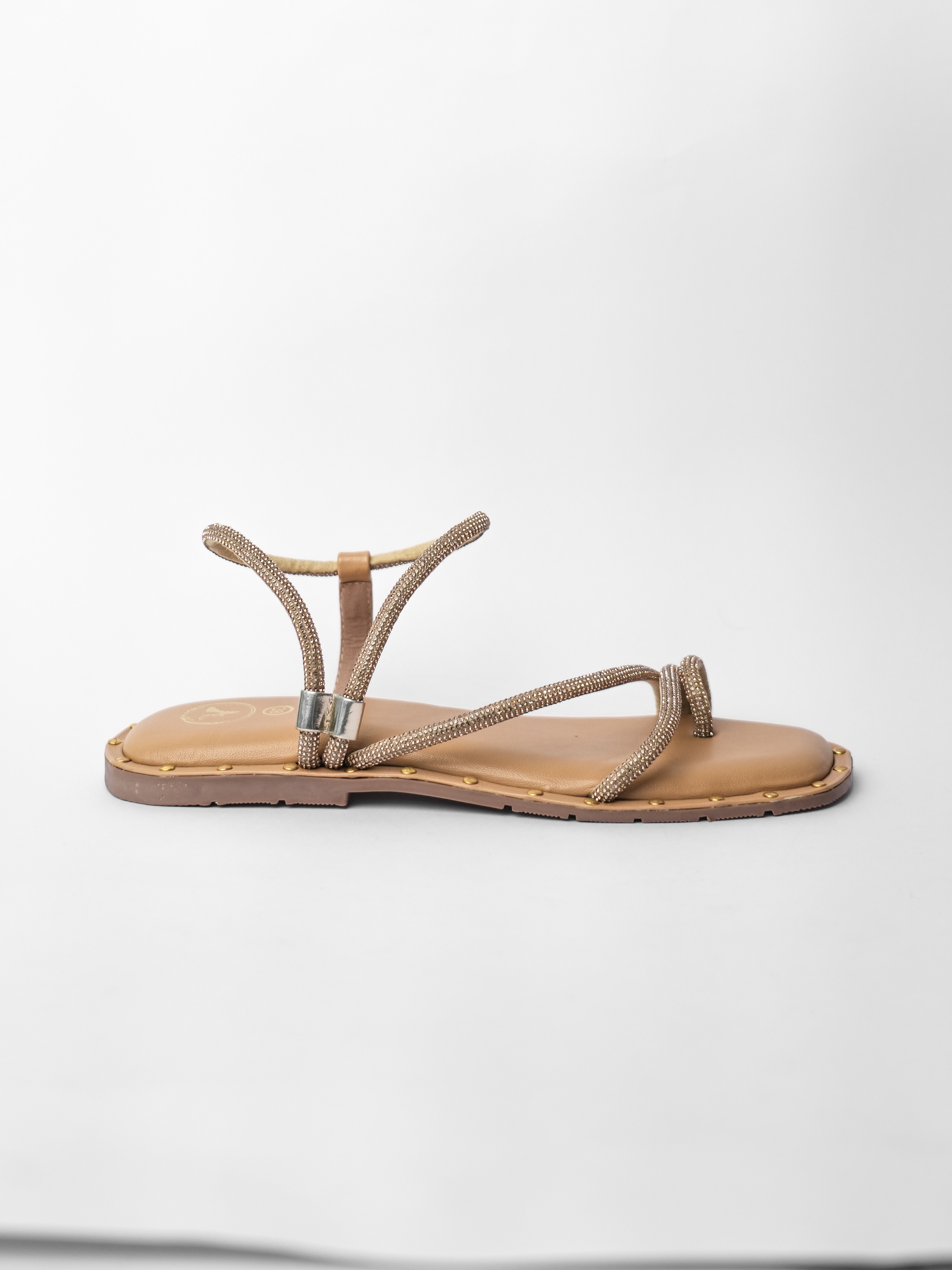 MALAIKA STUDS FLATS