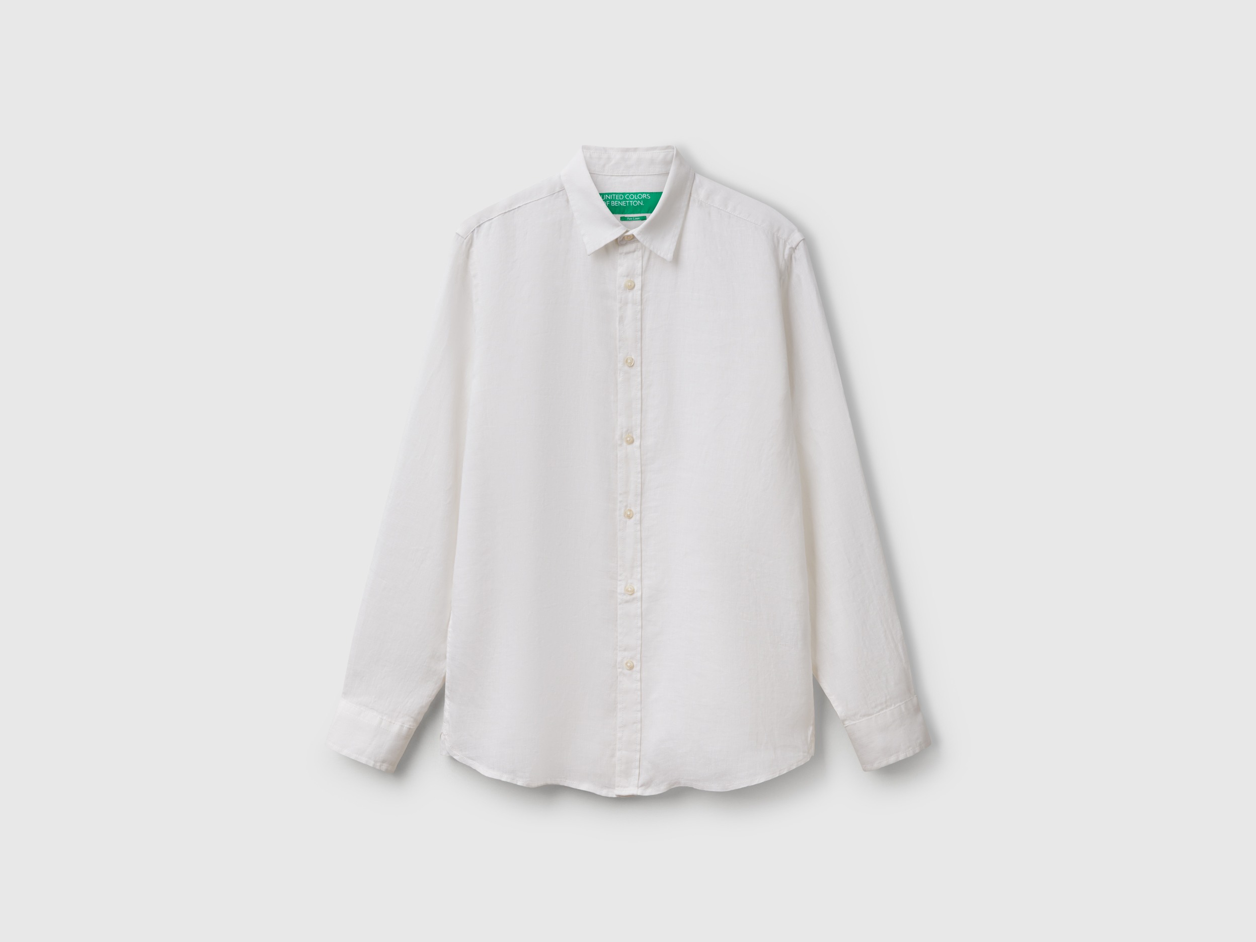 White shirt in pure linen