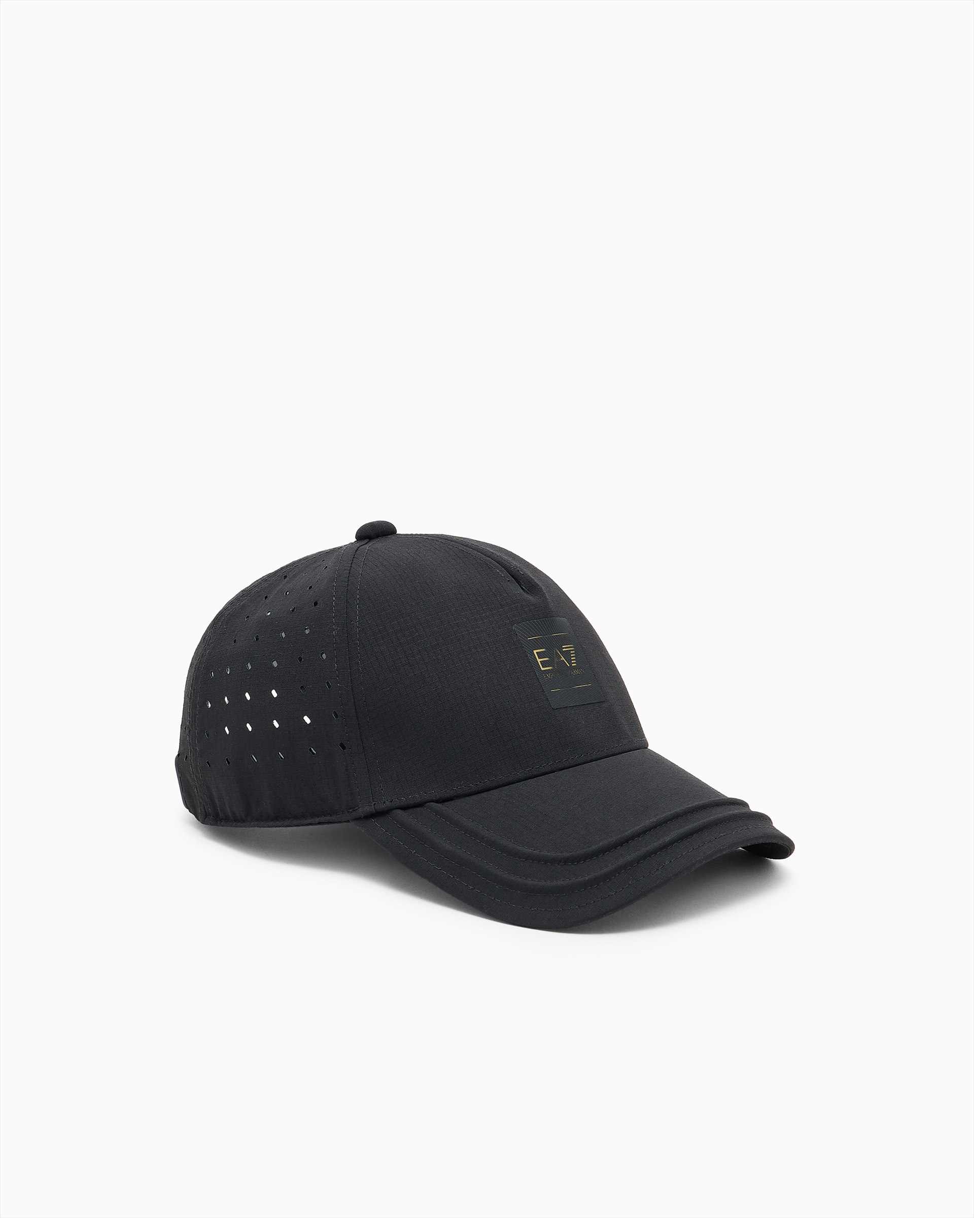 Gold Label Baseball Cap With Logo Patch