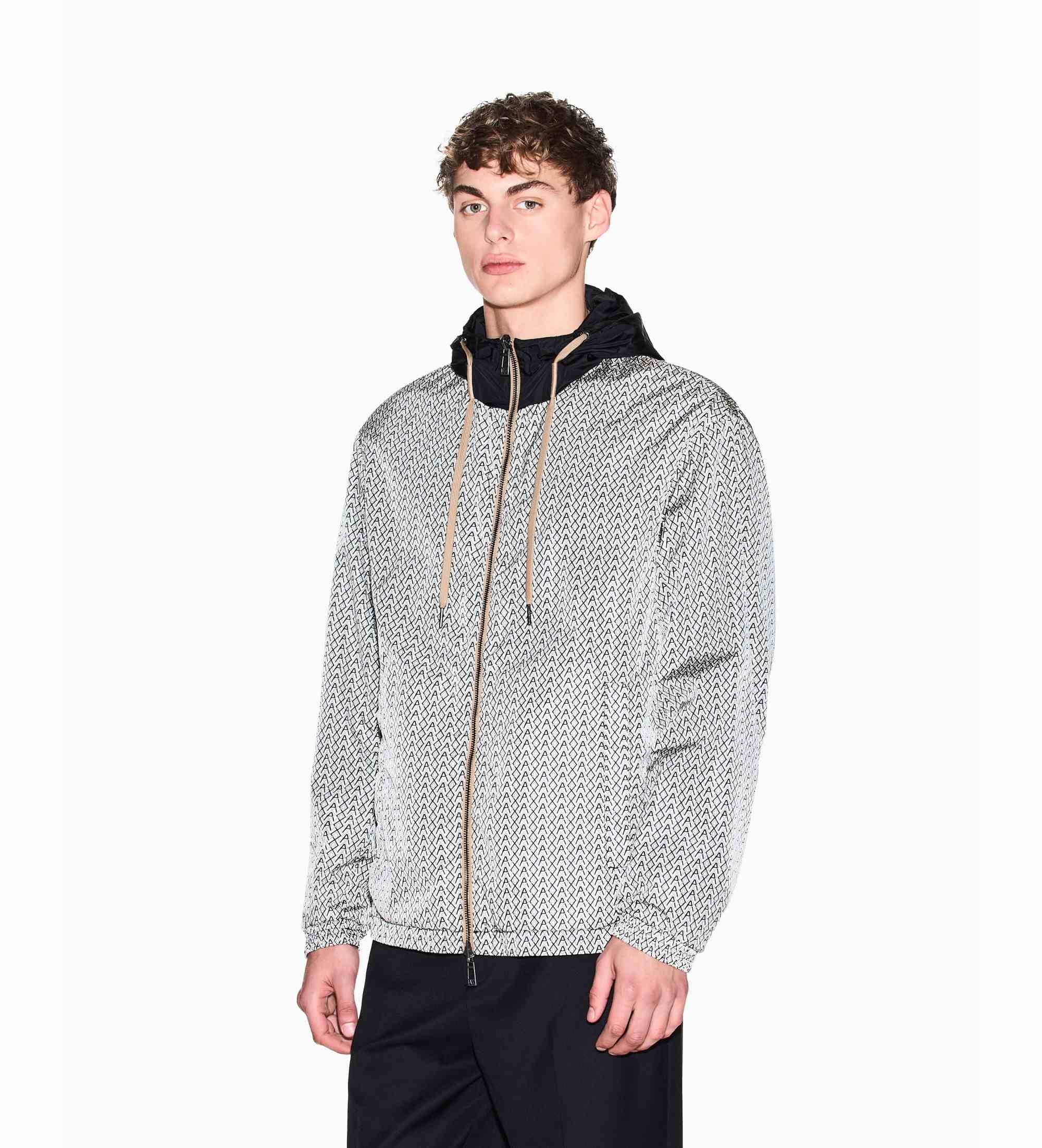 Regular Fit Ultralight Nylon Reversable Jacket