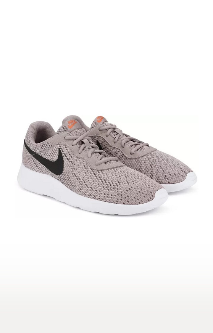 Nike clearance tanjun 2