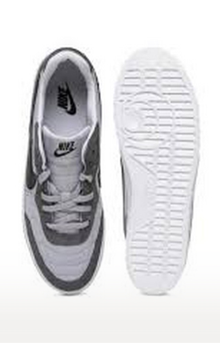 Nike | Men's Grey Polyester Sneakers 0