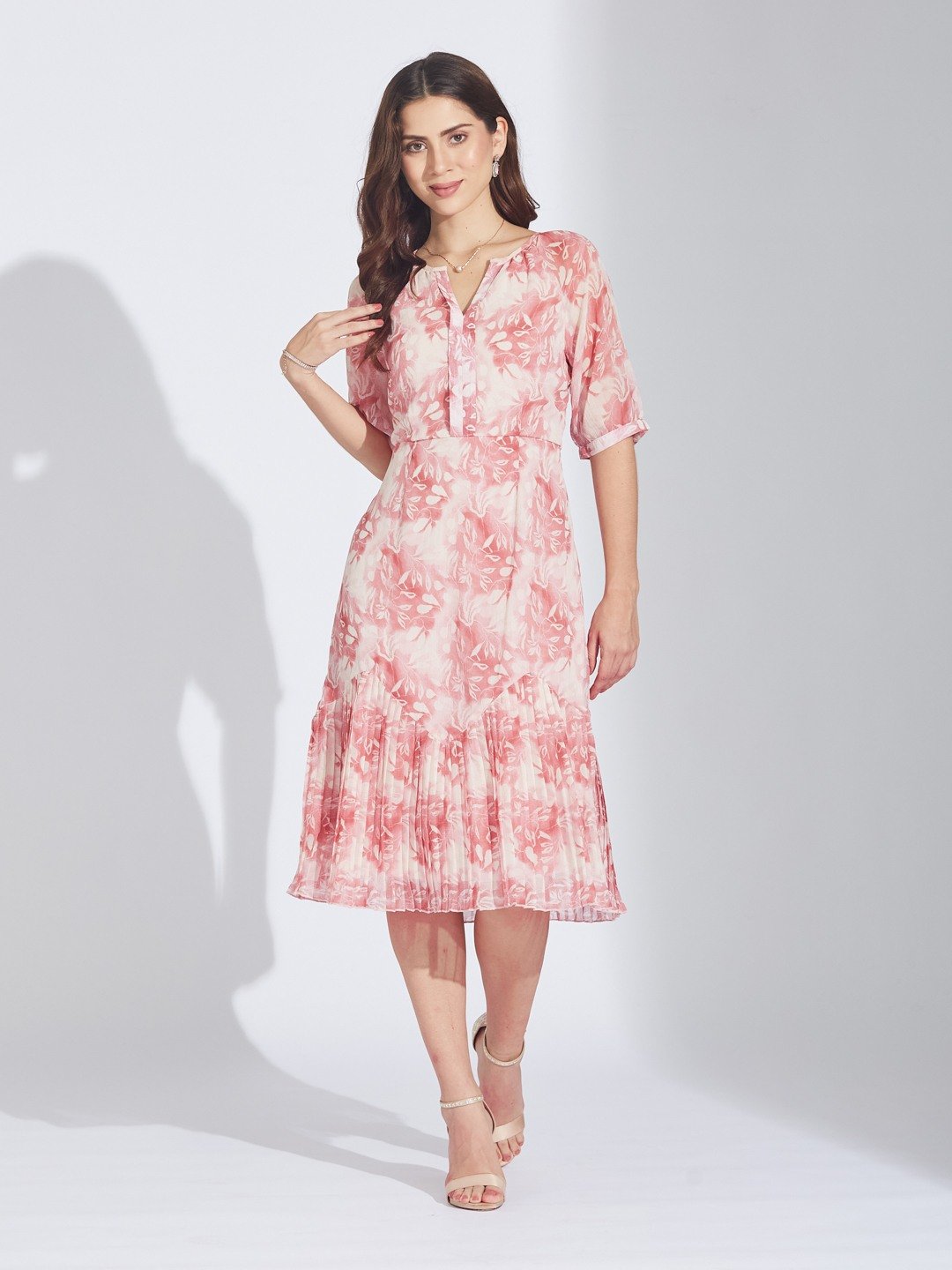Latin Quarters Women'S Pink Printed Round Neck Half Sleeves Casual Fit & Flare Dress