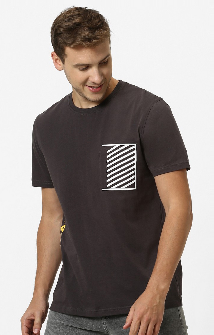 celio | Men's Brown Printed Regular T-Shirts 2