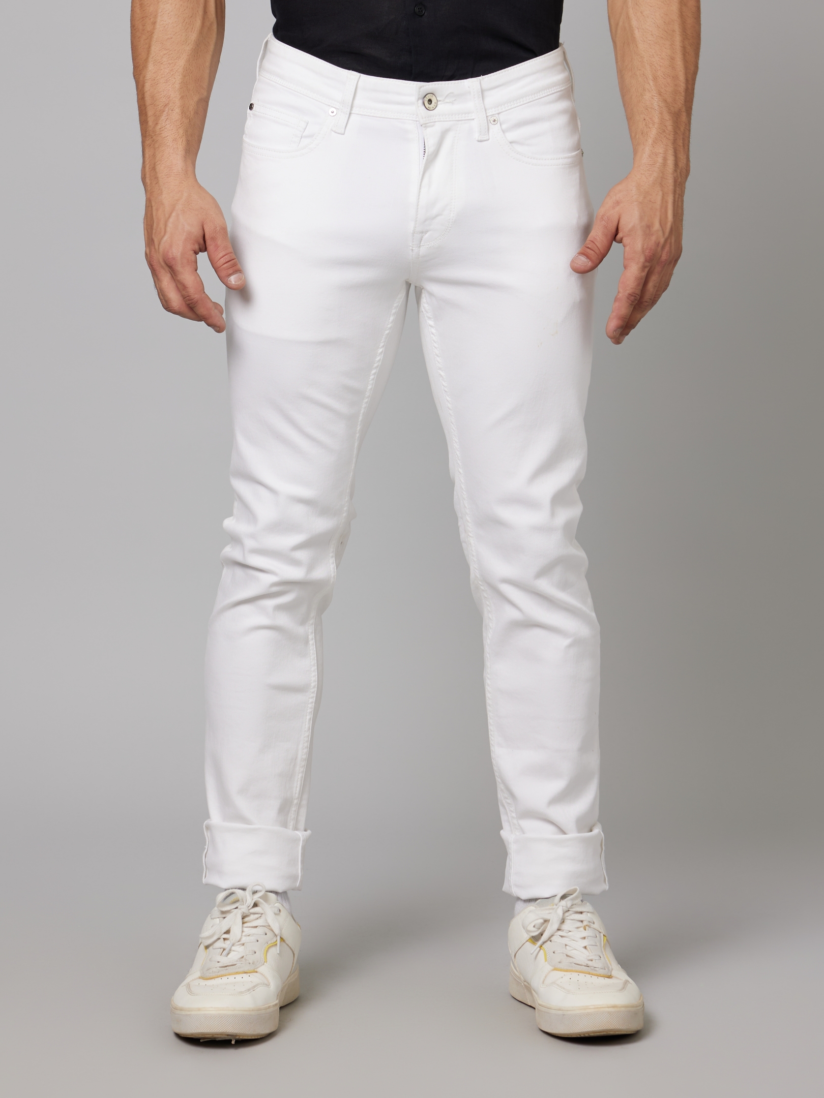 Men's White Cotton Blend Solid Regular Jeans