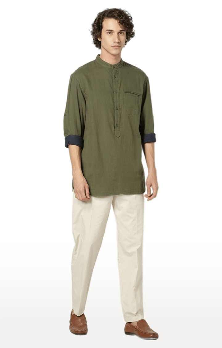 Men's Green Solid Casual Shirts