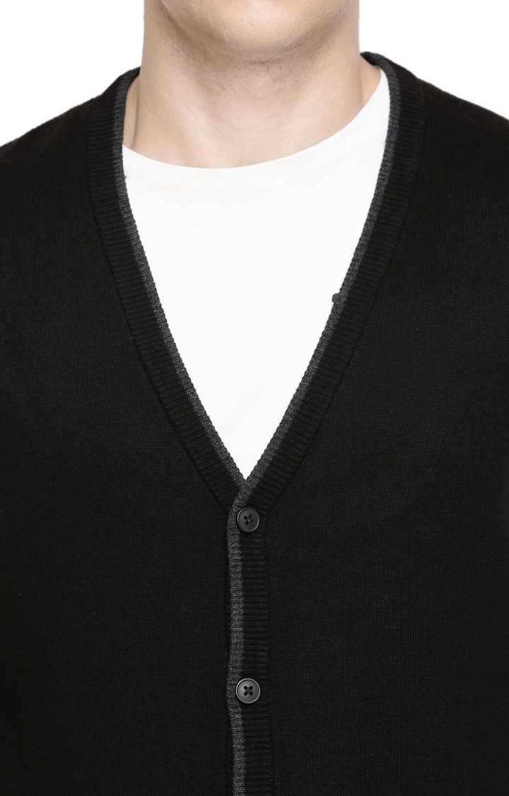 Men's Black Solid Sweaters