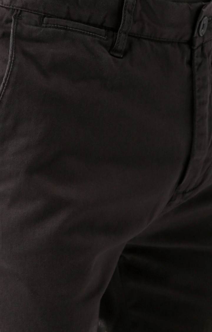 Men's Grey Cotton Blend Solid Chinos