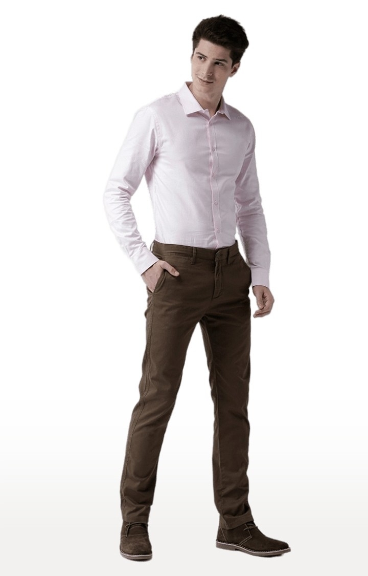 Men's Brown Cotton Blend Solid Chinos