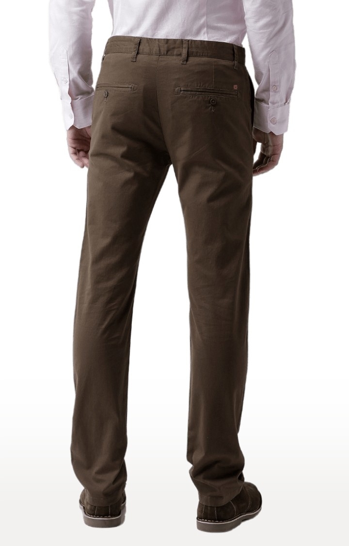 Men's Brown Cotton Blend Solid Chinos