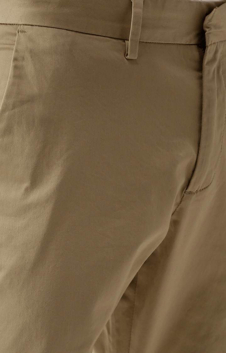 Men's Beige Cotton Blend Solid Chinos