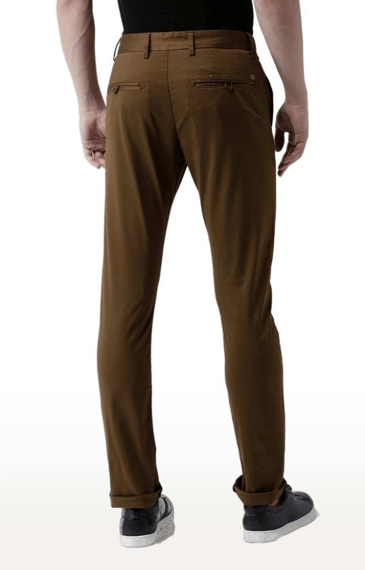 Men's Brown Cotton Blend Solid Chinos