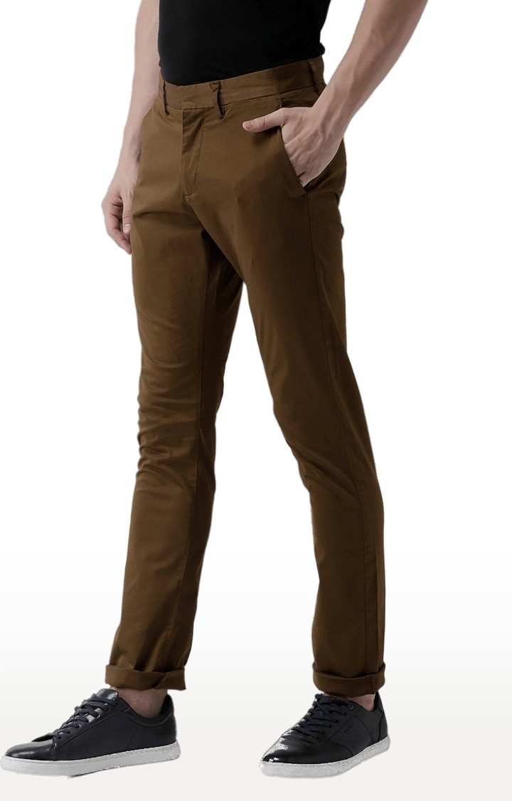 Men's Brown Cotton Blend Solid Chinos