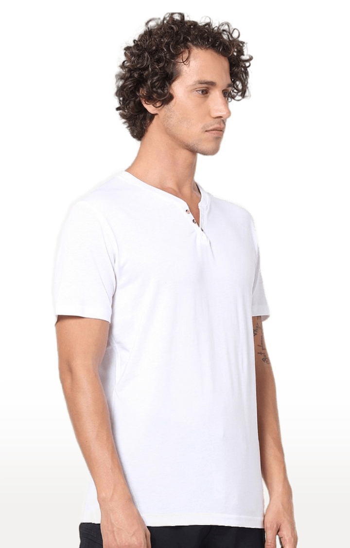 celio | Men's White Solid Regular T-Shirts 2