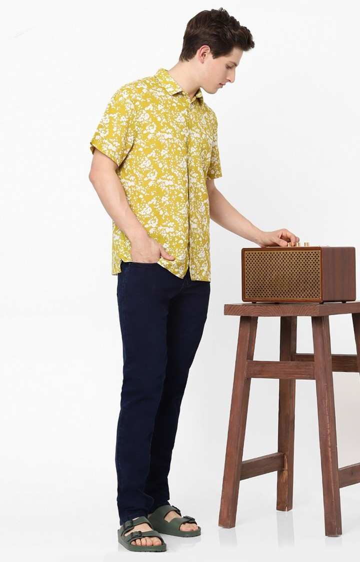 Men's Yellow Printed Casual Shirts