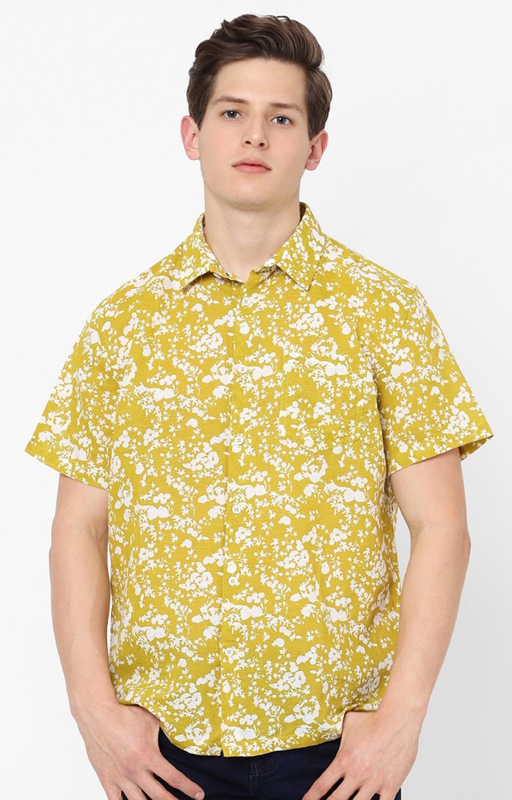 Men's Yellow Printed Casual Shirts