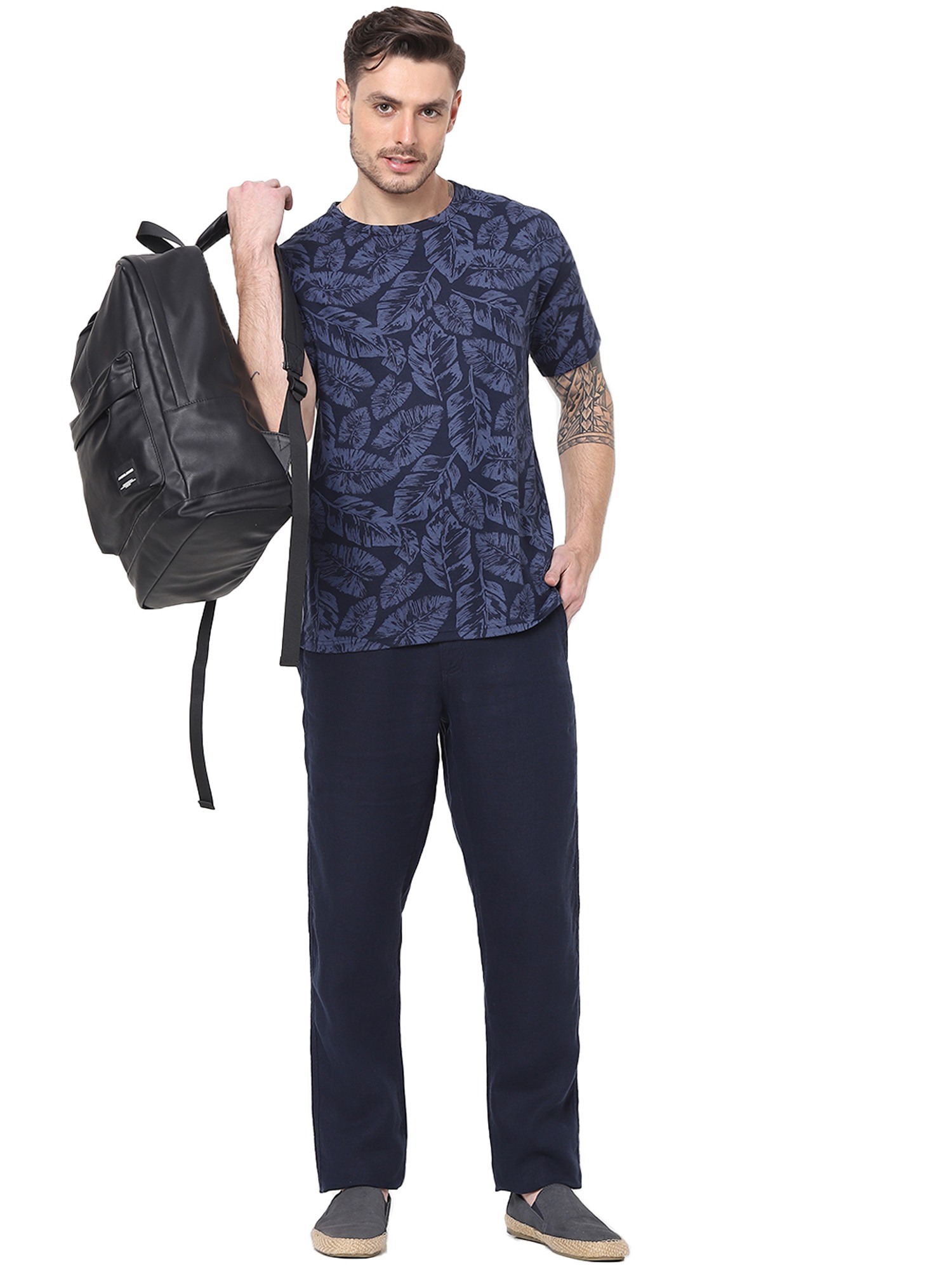 Celio Men's Indigo Straight Fit Casual Pants