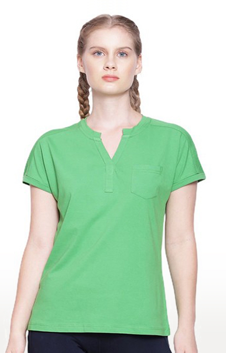 Am Swan | Women's Green Cotton Solid Regular T-Shirt 0