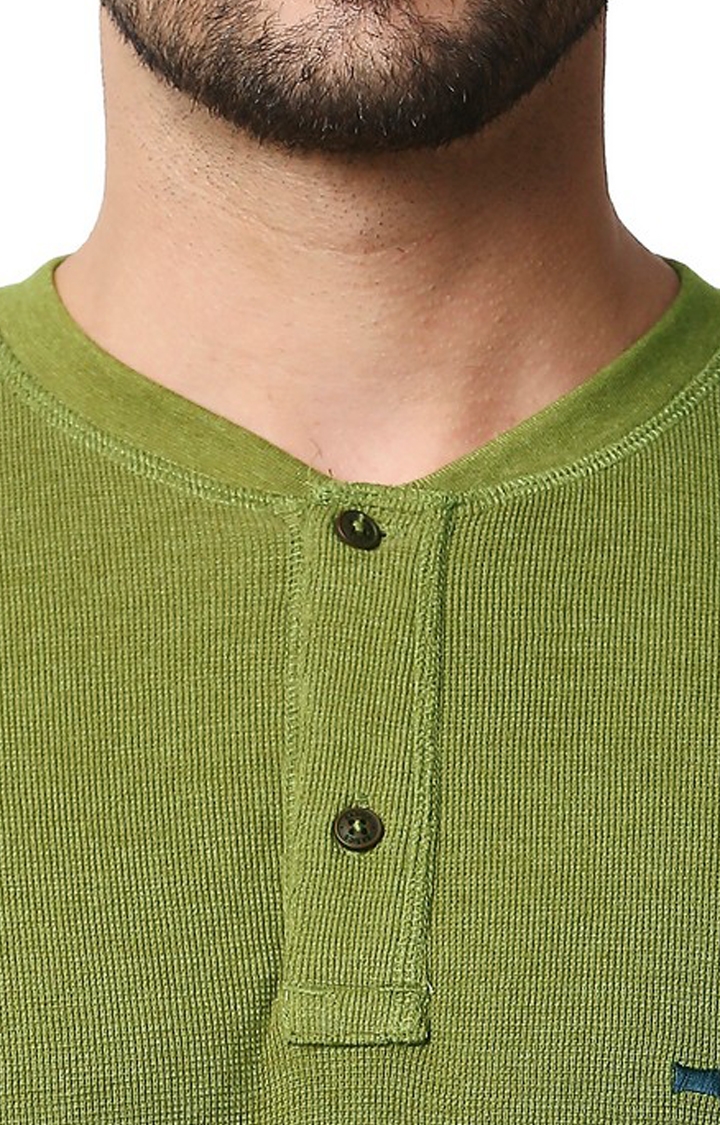 Basics | Men's Green Cotton Blend Solid T-Shirt 2