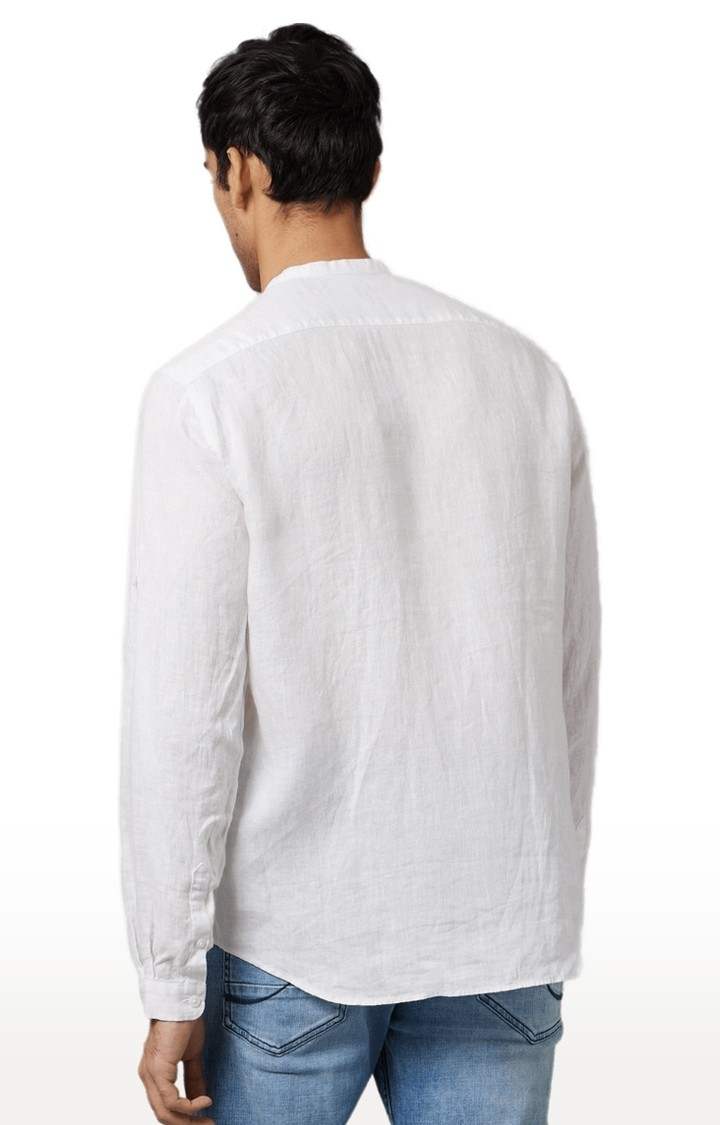 Men's White Solid Casual Shirts
