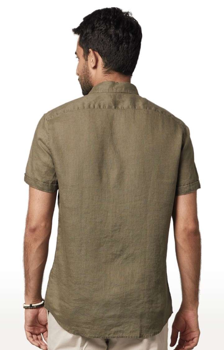 Men's Green Solid Casual Shirts